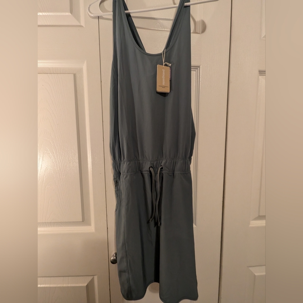 Patagonia Women's Fleetwith Dress Size M NWT